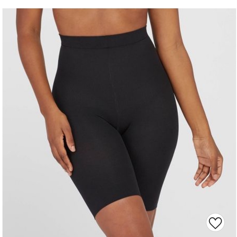 ASSETS by SPANX Women's Mid-Thigh Shaper
